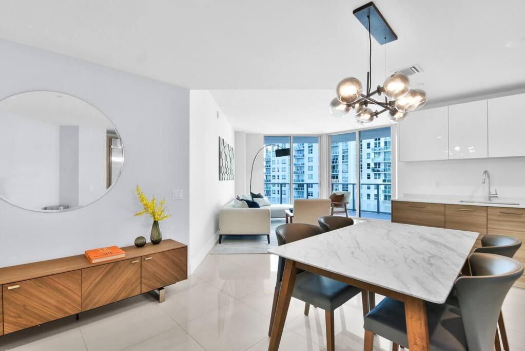 Lovely Upscale Condo Gorgeous View 2Bd 2Bath In Brickell Маямі Екстер'єр фото