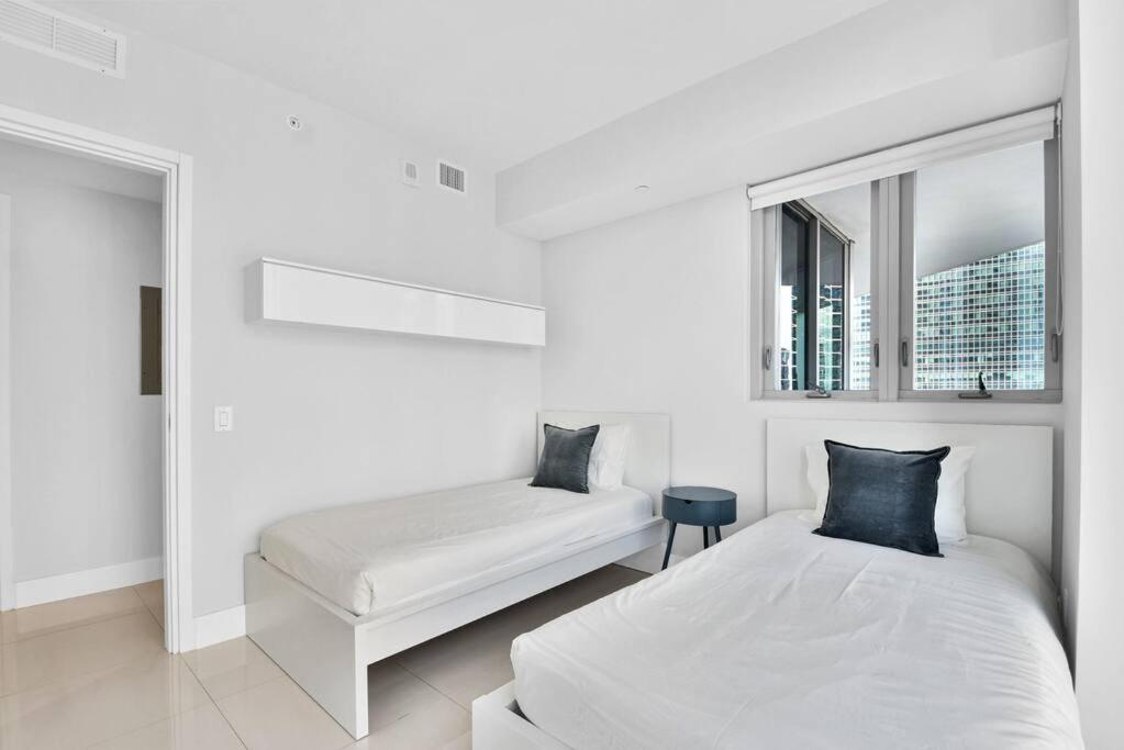 Lovely Upscale Condo Gorgeous View 2Bd 2Bath In Brickell Маямі Екстер'єр фото