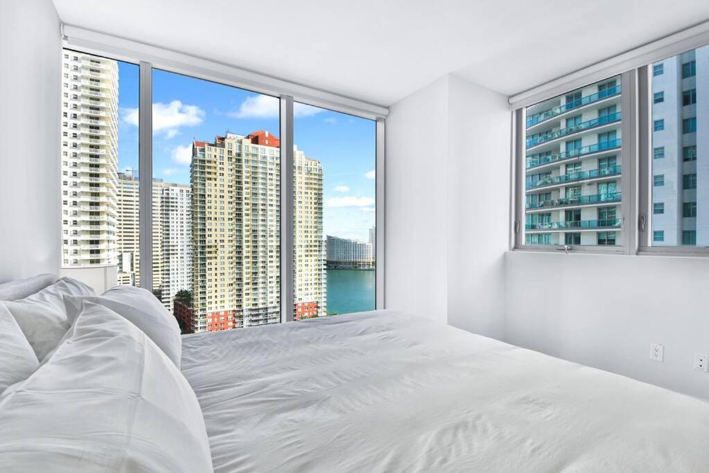 Lovely Upscale Condo Gorgeous View 2Bd 2Bath In Brickell Маямі Екстер'єр фото