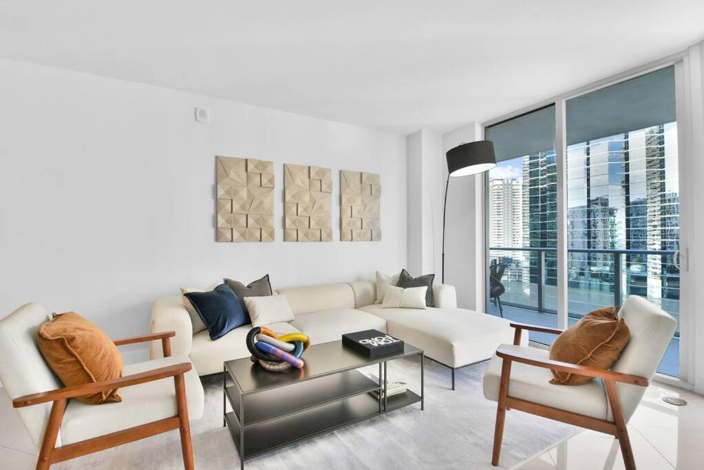 Lovely Upscale Condo Gorgeous View 2Bd 2Bath In Brickell Маямі Екстер'єр фото